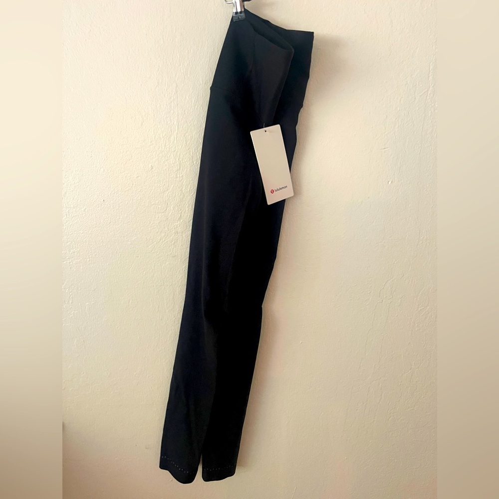 NWT LULULEMON IN FOCUS TIGHT LEGGINGS SIZE 6